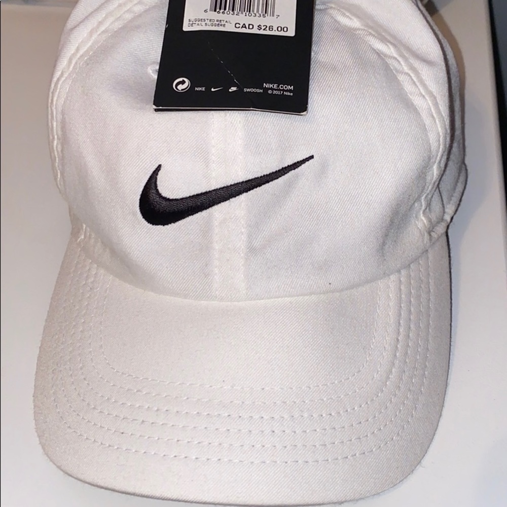 Nike Aerobill hat